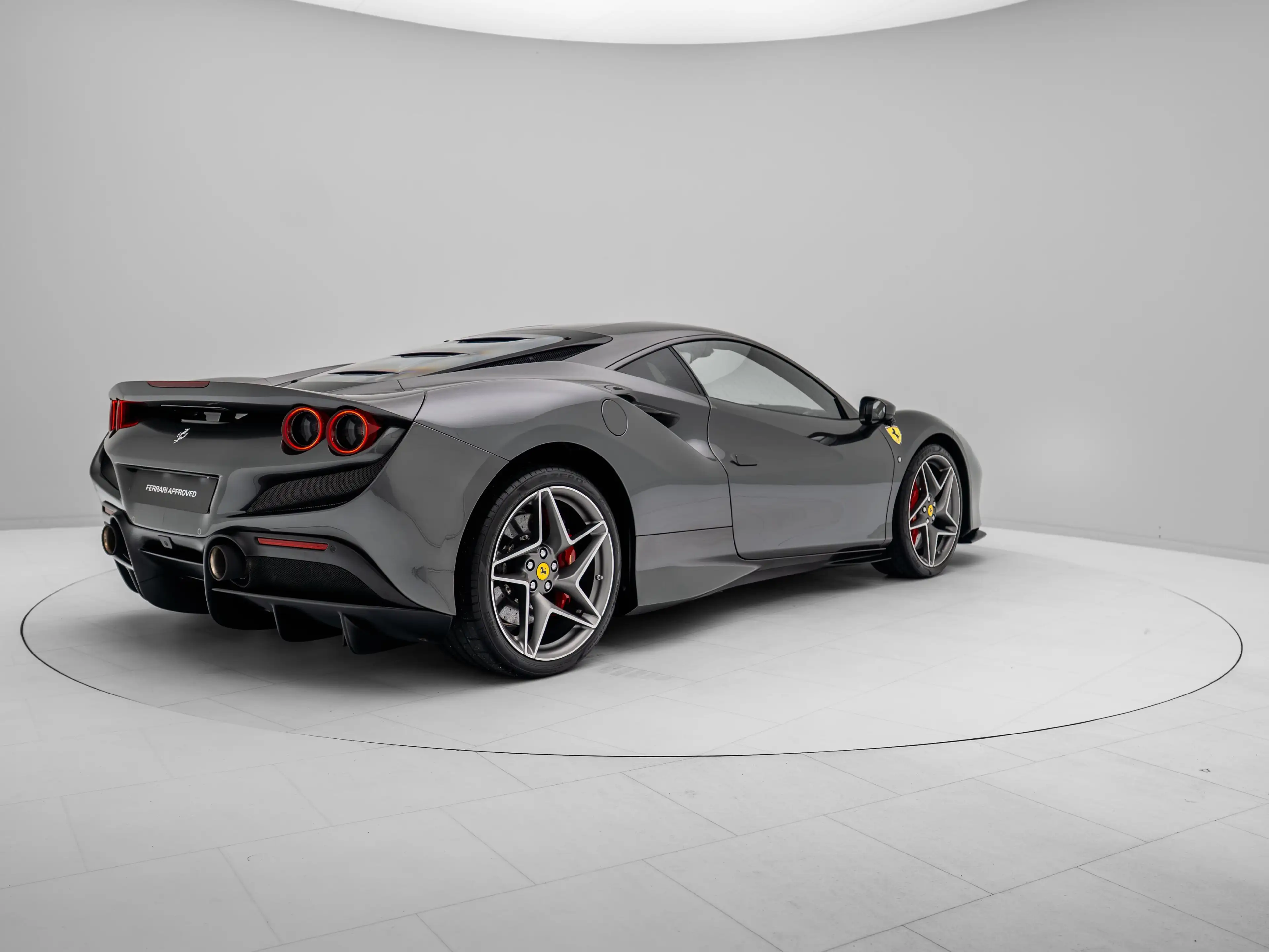 Ferrari F8 Tributo Coupé — photo 8