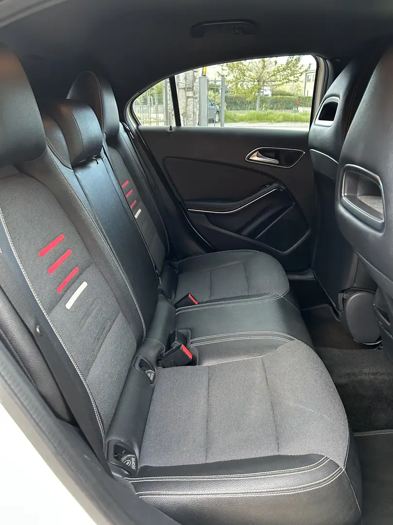 Mercedes-Benz A 160 d Sport auto my16 - 1