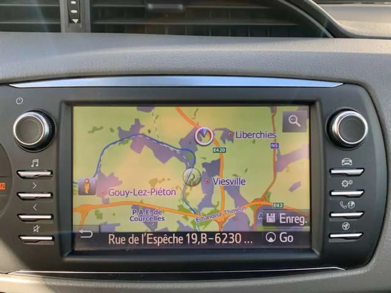 Toyota Yaris Yaris — photo 18