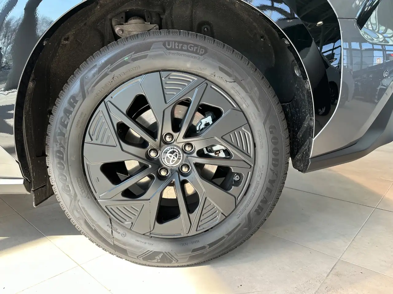 Toyota bZ4X AWD Lounge ACC+LED+Navi+SHZ+2xKlima+360+PDC 8
