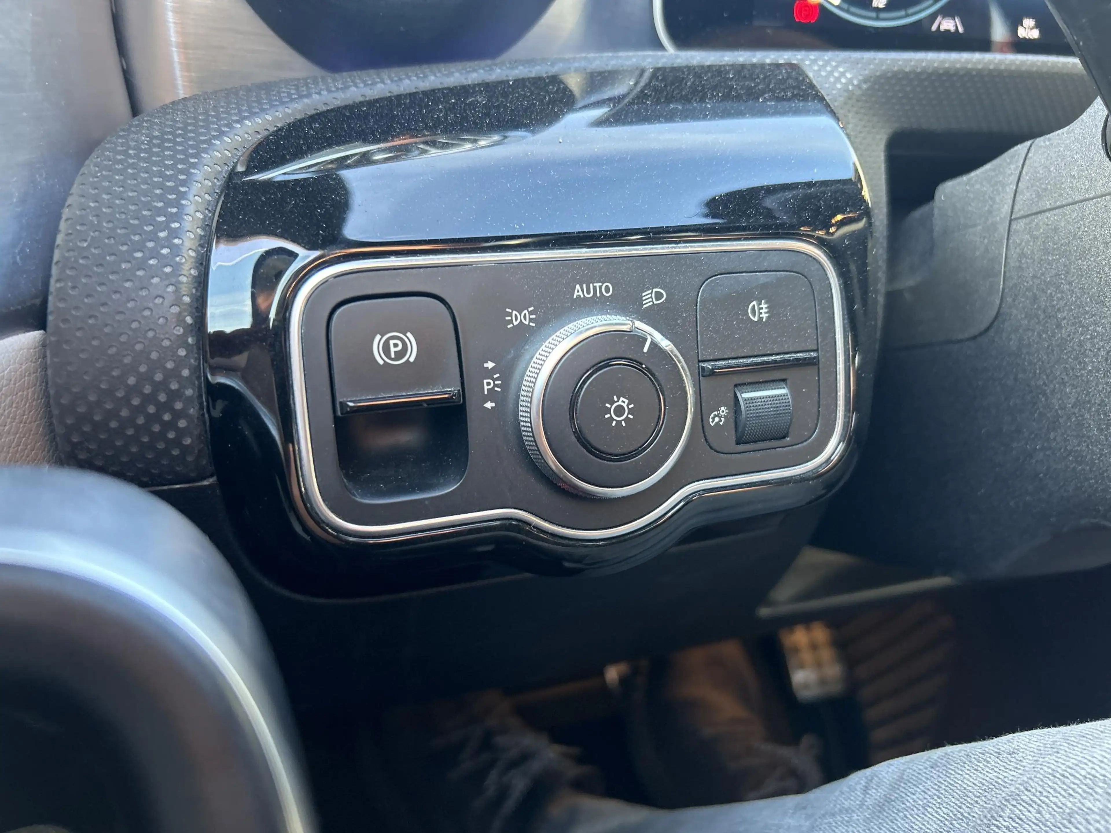 Mercedes-Benz CLA 220 Automaat | 190 PK | Widescreen | Camera | 2 Tone L — photo 12