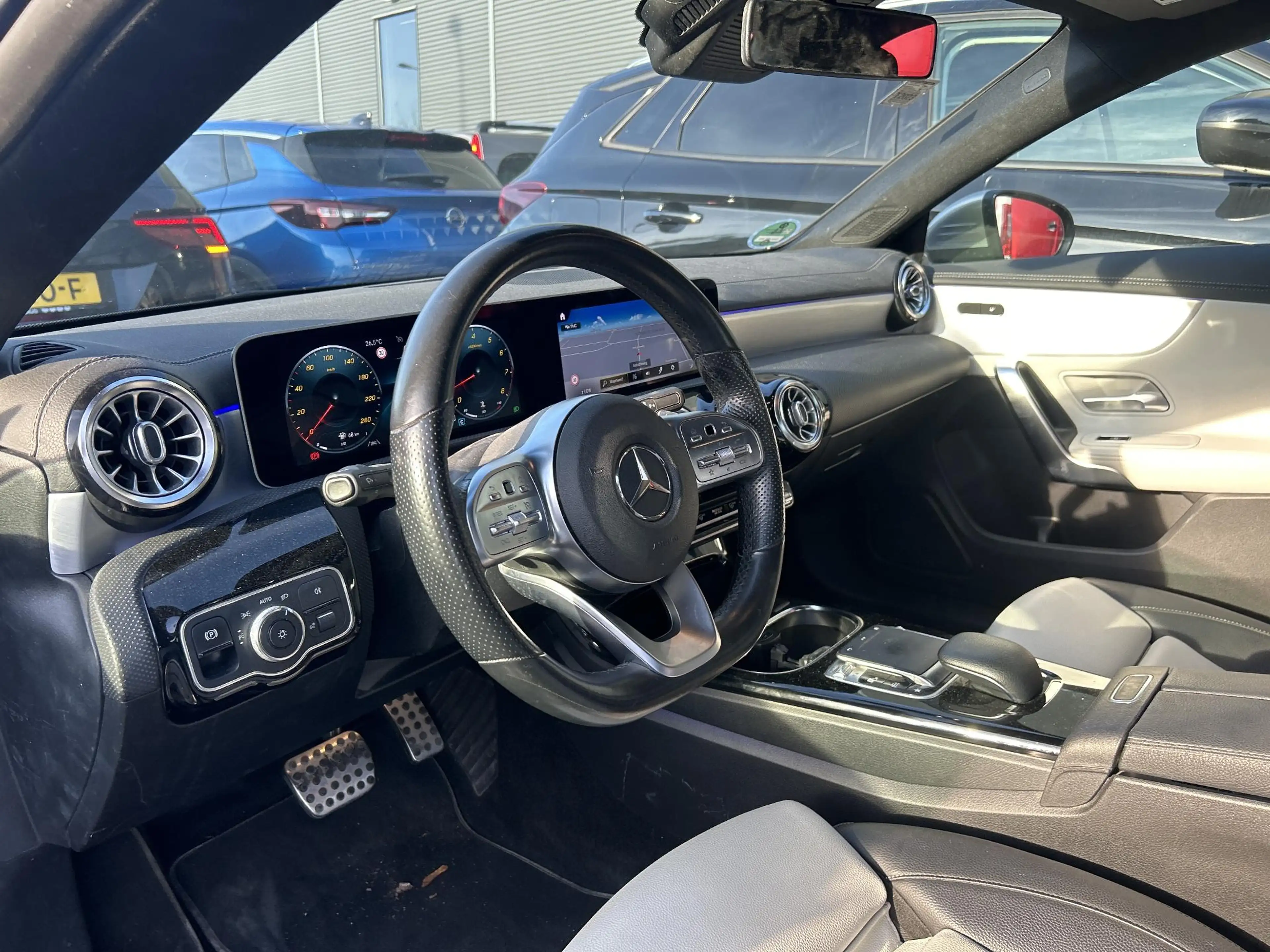 Mercedes-Benz CLA 220 Automaat | 190 PK | Widescreen | Camera | 2 Tone L — photo 9