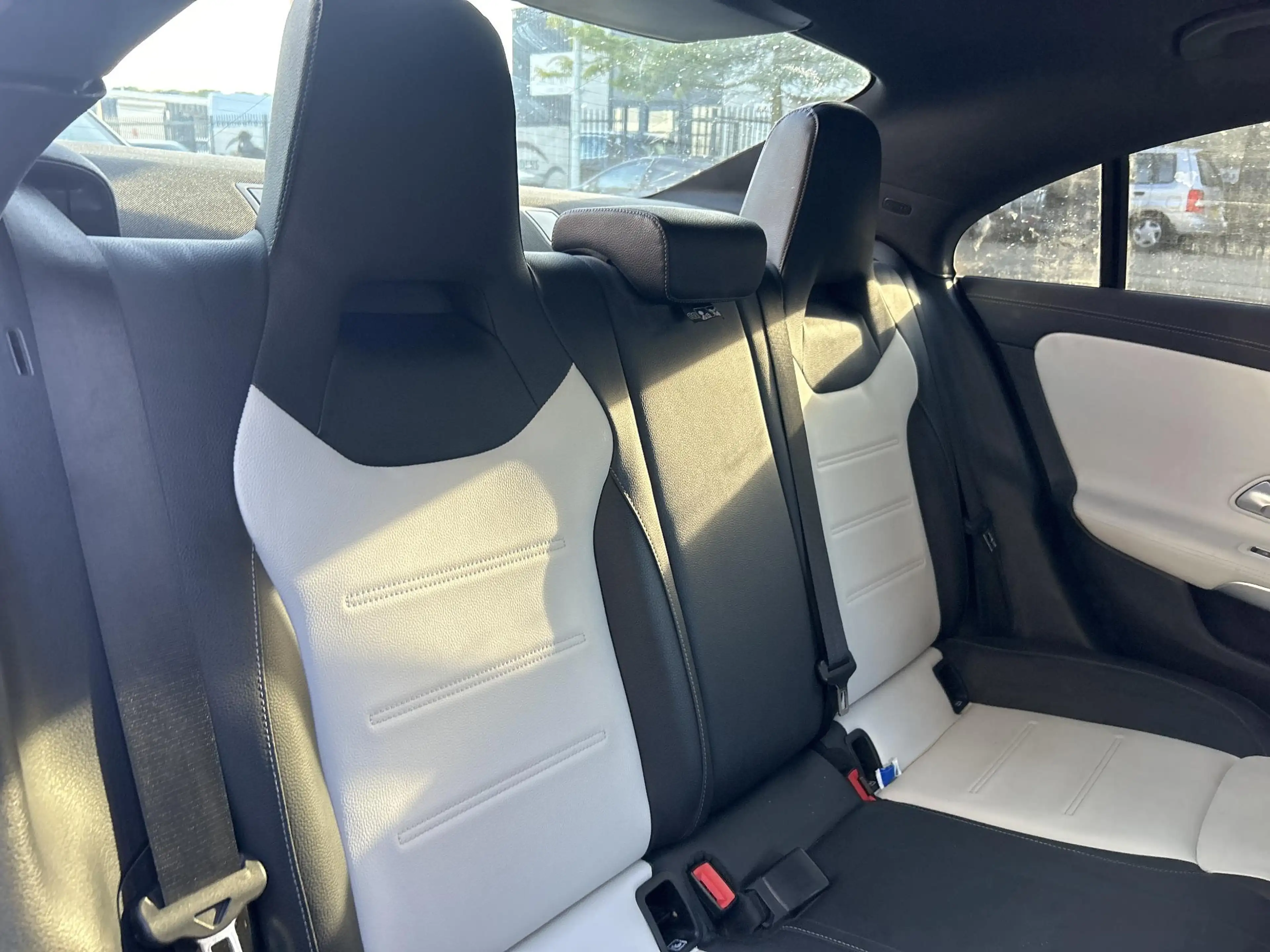 Mercedes-Benz CLA 220 Automaat | 190 PK | Widescreen | Camera | 2 Tone L — photo 14
