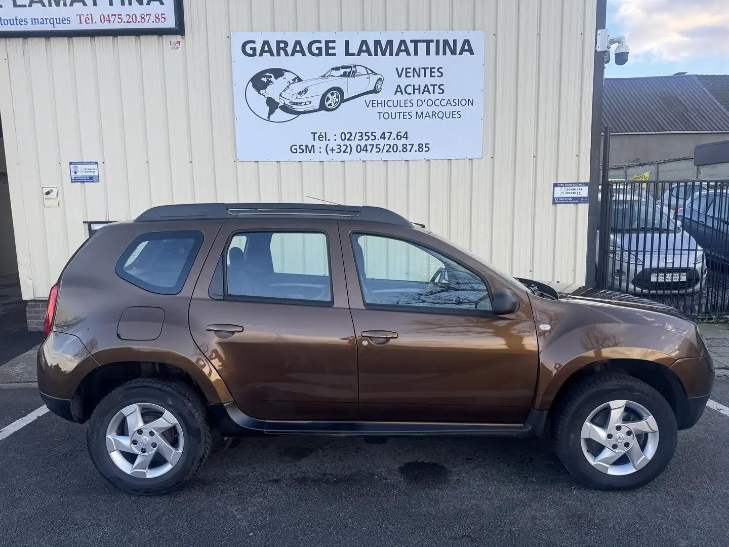 Dacia Duster Duster 1.6i 4x2 Adventure - 1