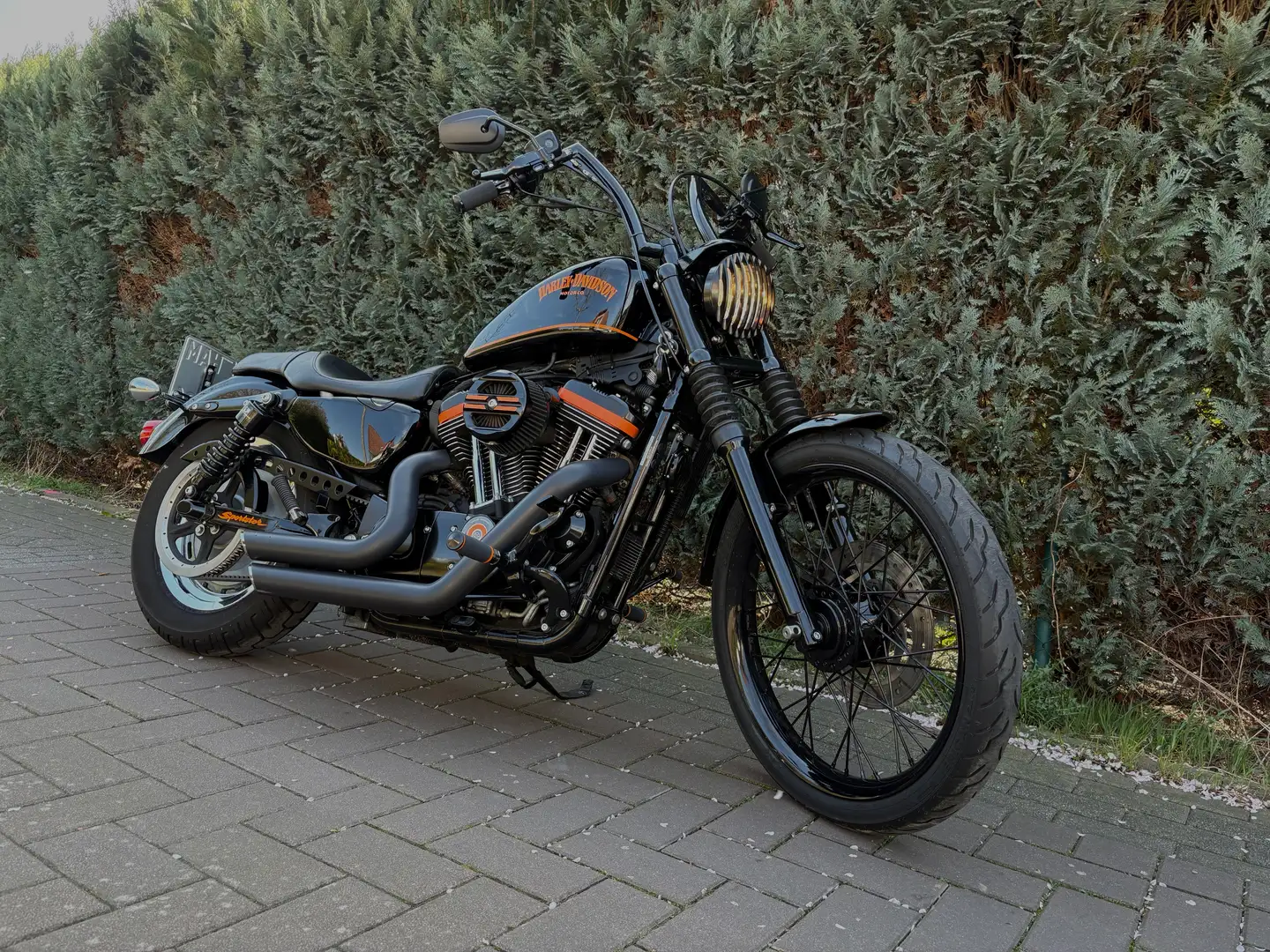 Harley-Davidson 1200 Custom Screamin‘ Eagle Schwarz - 1