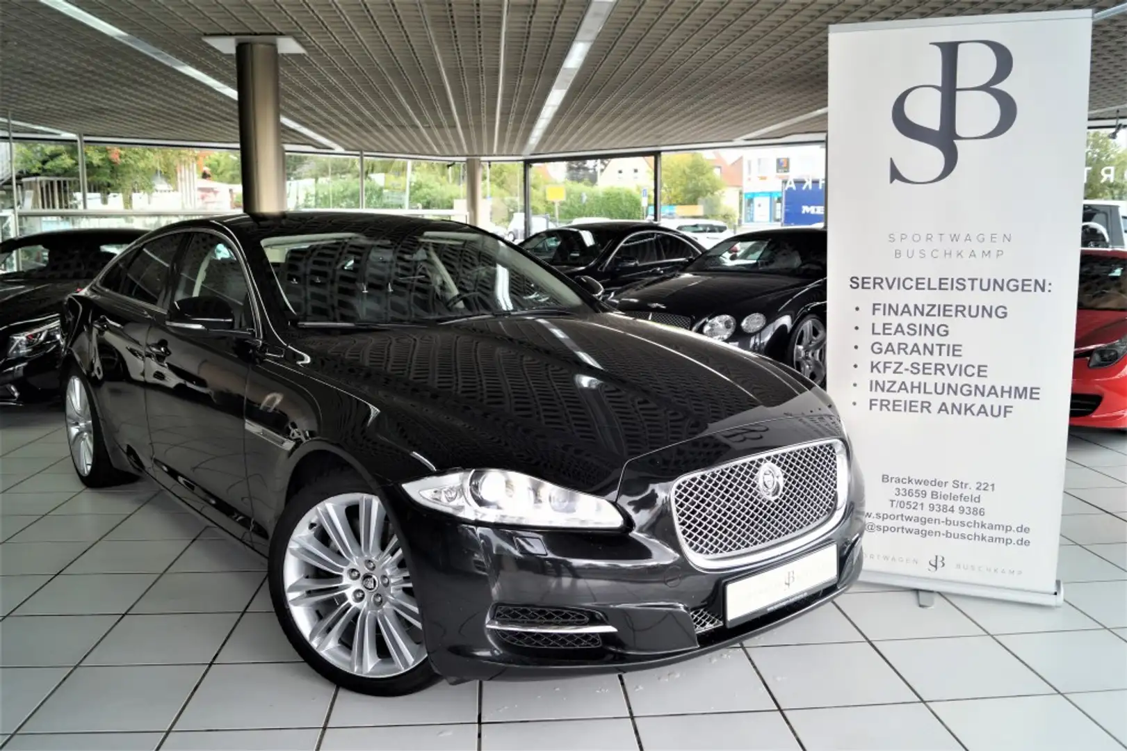 Jaguar XJ Premium 20LM KAMERA TOTWINKEL MERIDIAN PANO Schwarz - 1