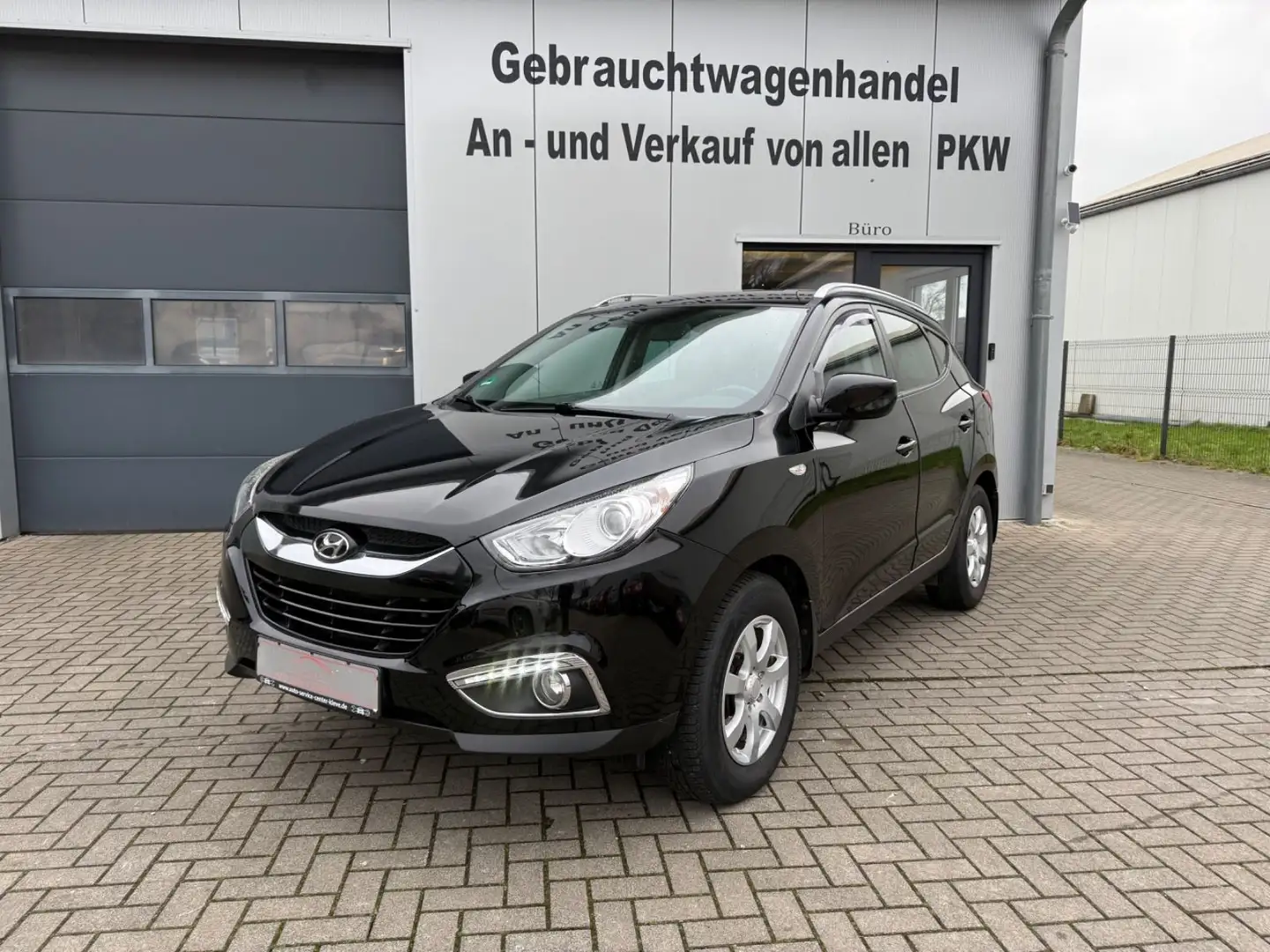 Hyundai iX35 Ix35 Comfort*AHK*SHZ*Tagfahrlicht*PDC Schwarz - 1