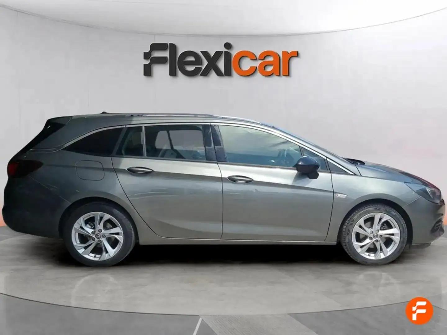 Opel Astra ST 1.2T S/S Business Elegance 130 Gris - 2
