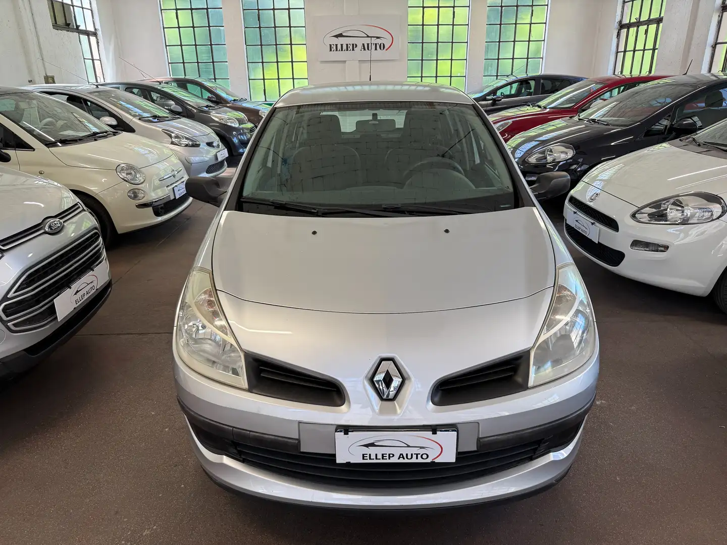 Renault Clio Clio Storia 5p 1.2 16v Dynamique Grigio - 2