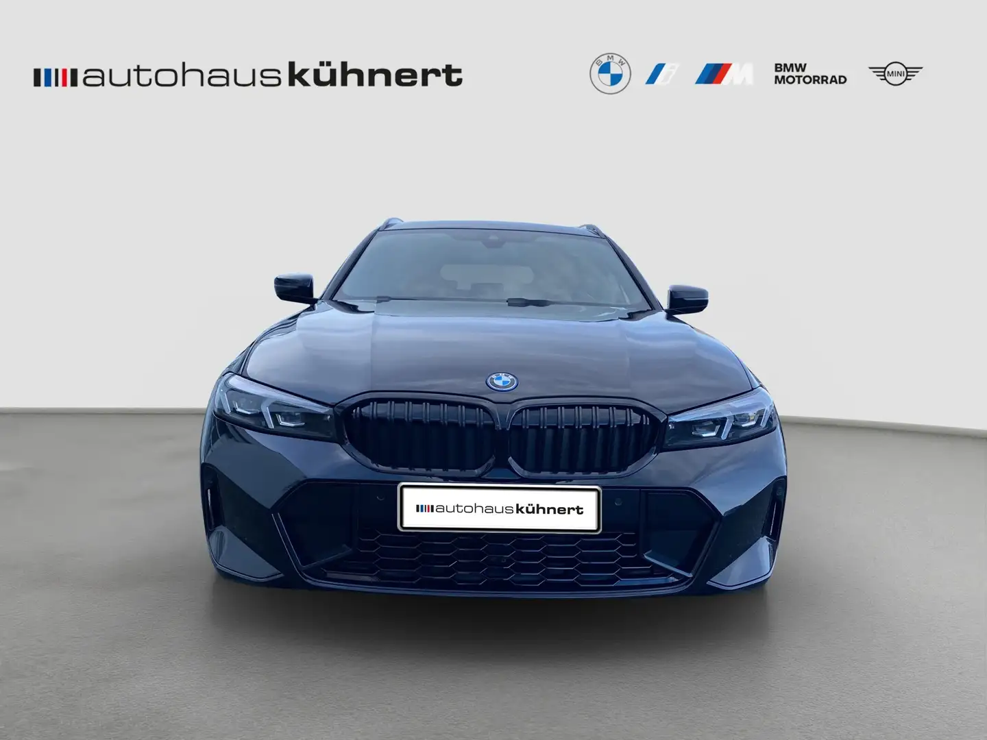 BMW 320 e xDrive ///M-Sport PRO M-Sitze Pano DrvAss RFK Schwarz - 2