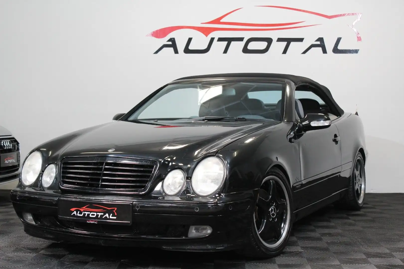Mercedes-Benz CLK 200 KOMPRESSOR*AVANTGARDE*Cabrio*Automatik* Schwarz - 1