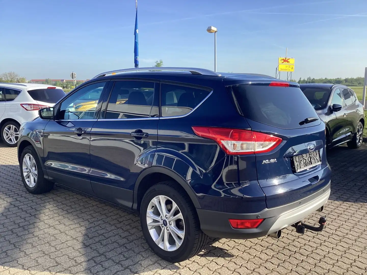 Ford Kuga Trend, AHK, 8-fach bereift, WinterP. Bleu - 2