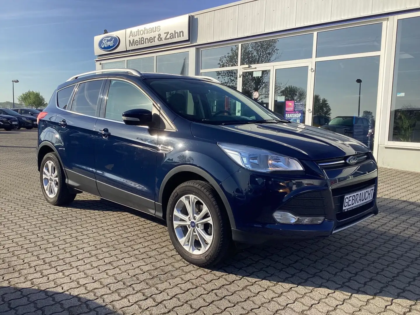 Ford Kuga Trend, AHK, 8-fach bereift, WinterP. Bleu - 1