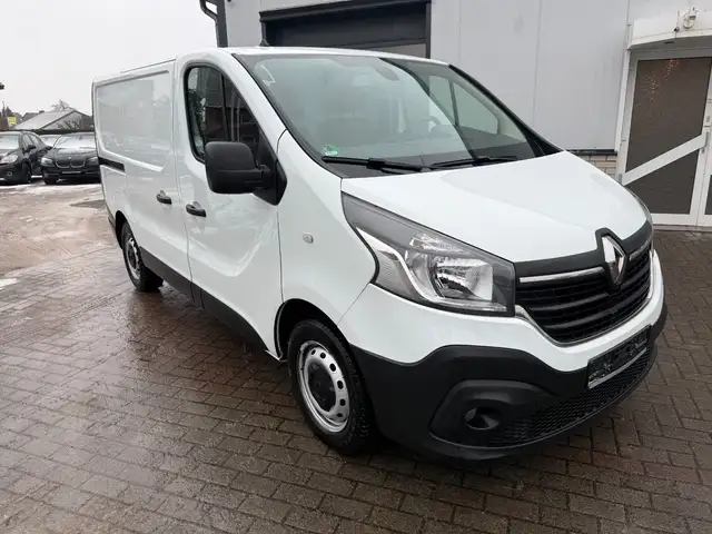 Renault Trafic Kasten L1H1 3,0t Klima Kamera Navi