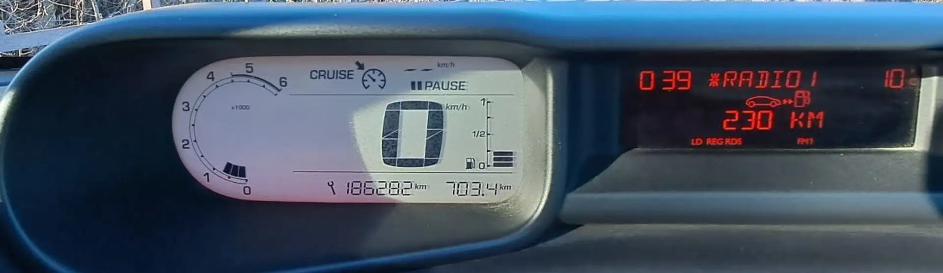 Citroen C3 Picasso Exclusive – Full Optional - 1.6 HDi 110 CV Černá - 2