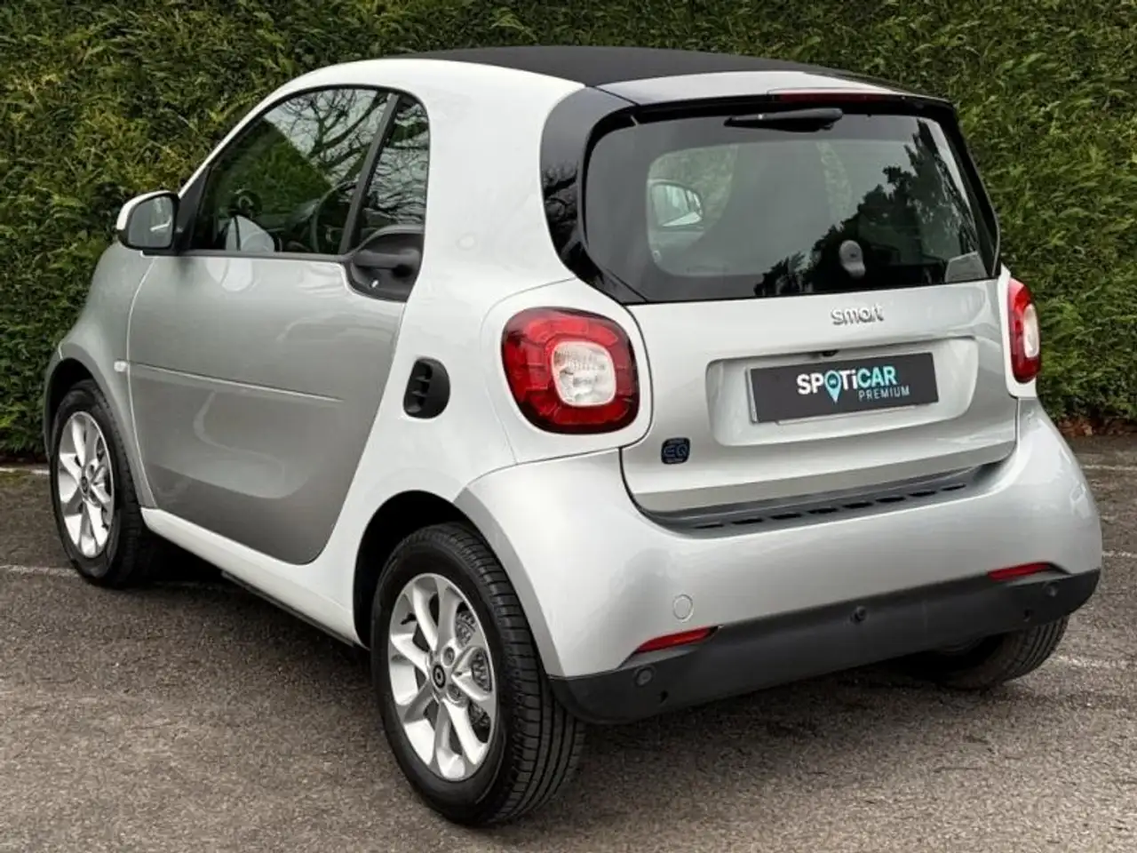 Smart forTwo Electrique 82ch business +