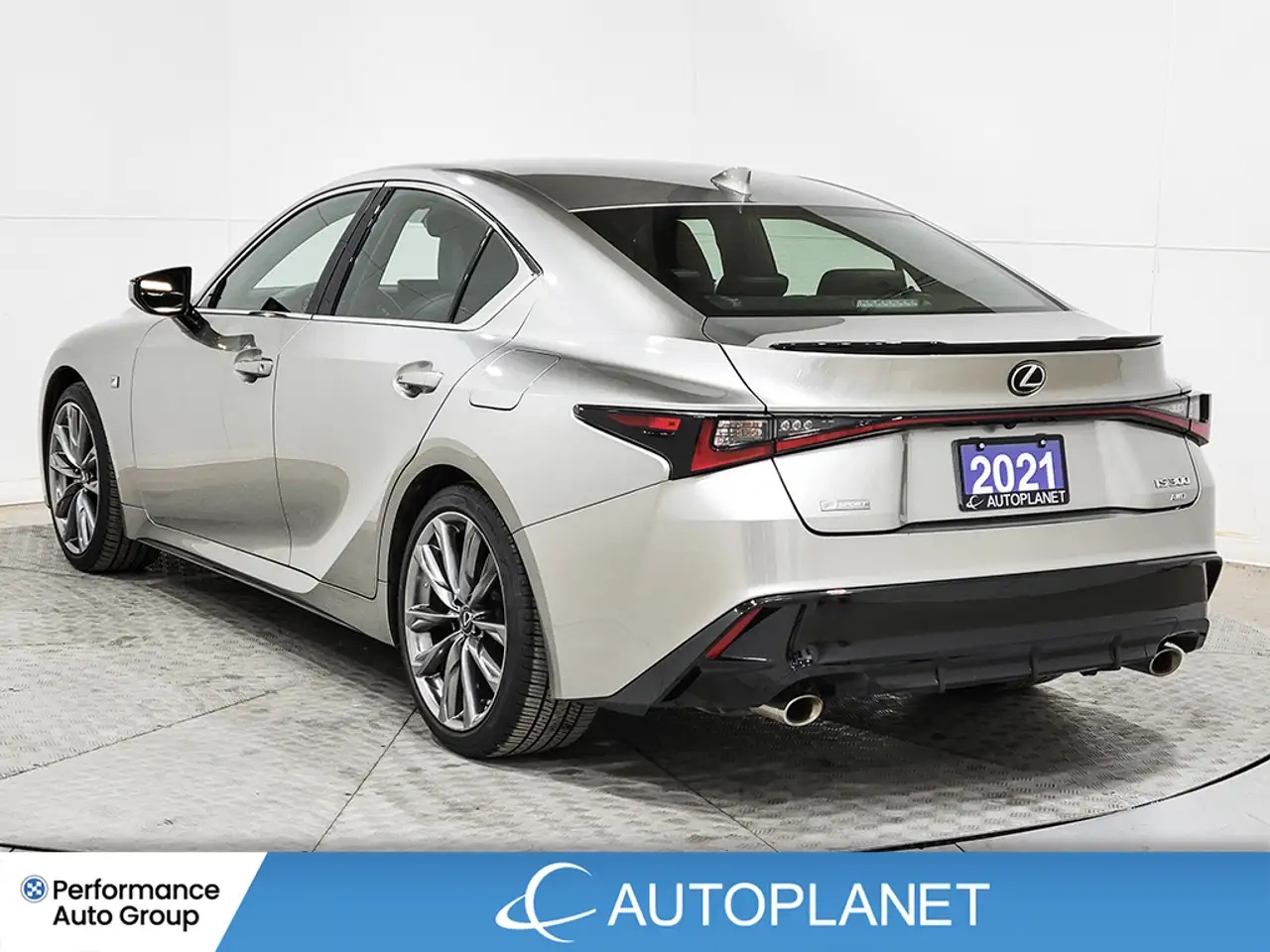 Lexus IS снимка Lexus IS