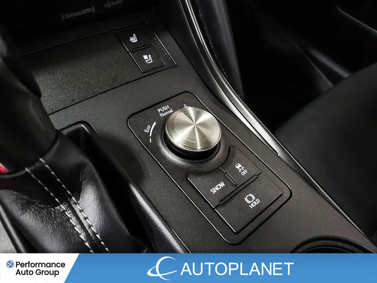 Lexus IS снимка Lexus IS
