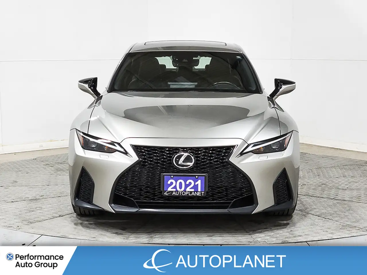 Lexus IS снимка Lexus IS