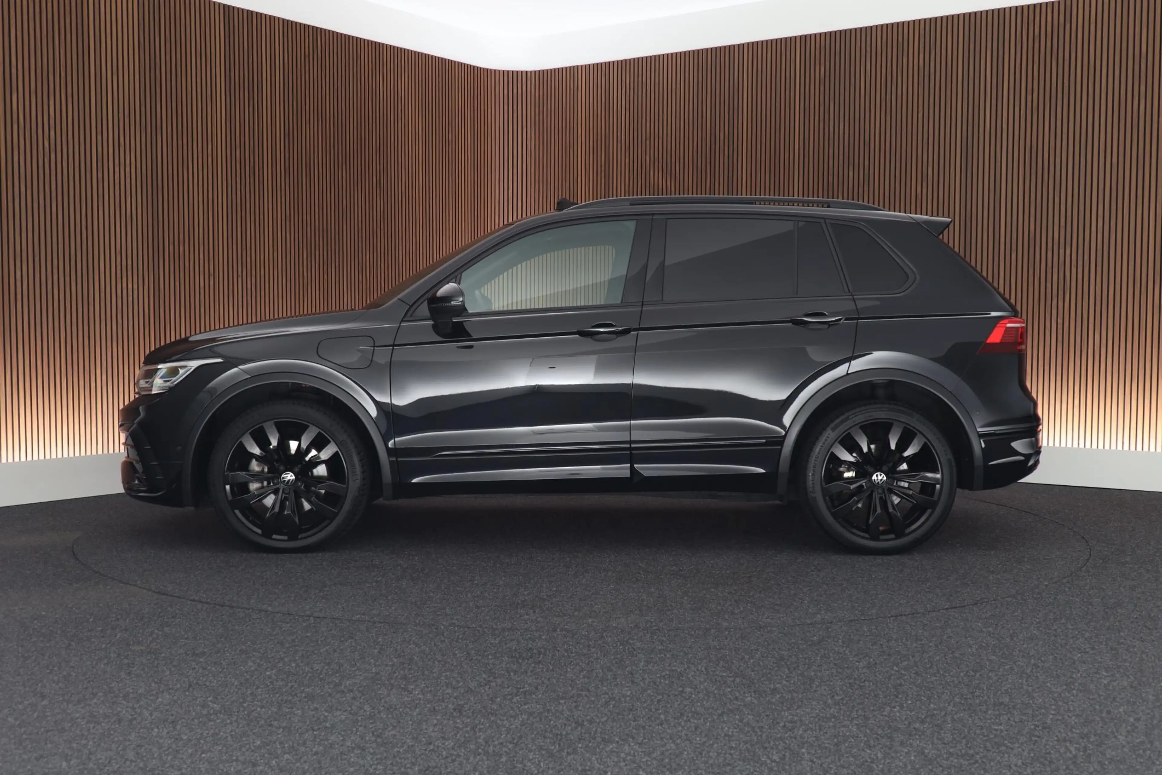 Volkswagen Tiguan 1.4 TSI 245pk eHybrid R-Line Business+ Black Style — photo 9