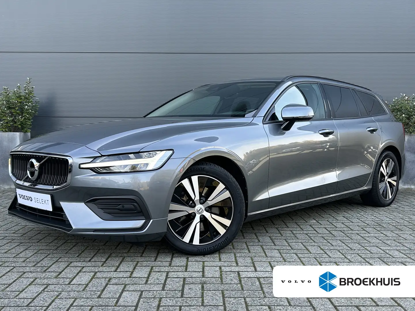 Volvo V60 2.0 B3 Business Pro | Trekhaak | BLIS | Pilot Assi Gris - 1