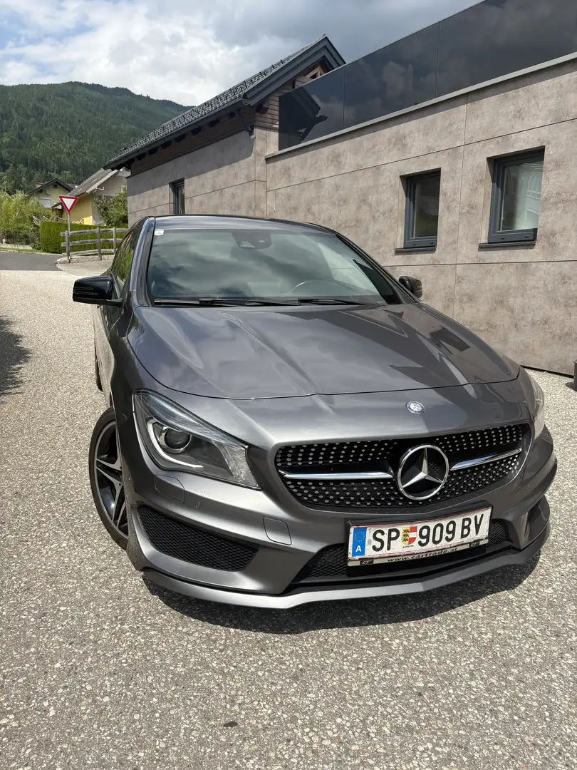 Mercedes-Benz CLA 200 CDI Shooting Brake Aut. Grau - 2