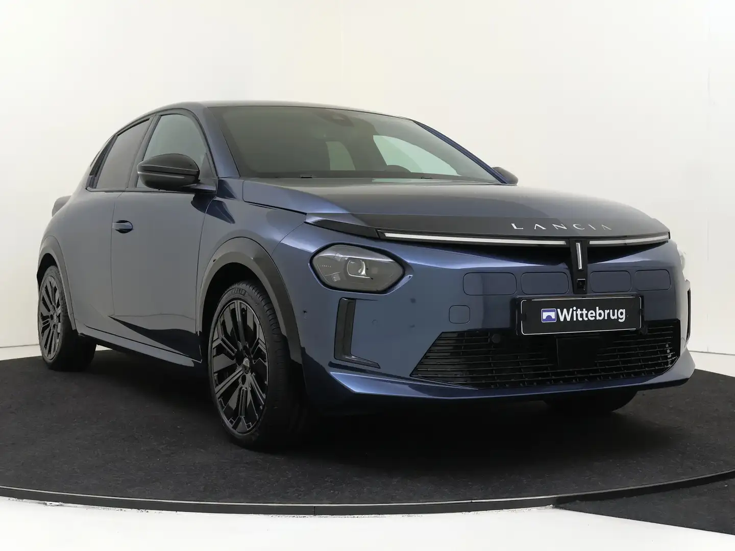 Lancia Ypsilon Edizione Cassina Limitata 51 kWh | Full Map Navi | Bleu - 2