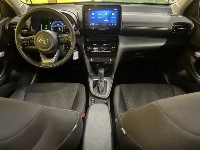 Toyota Yaris Cross view 10