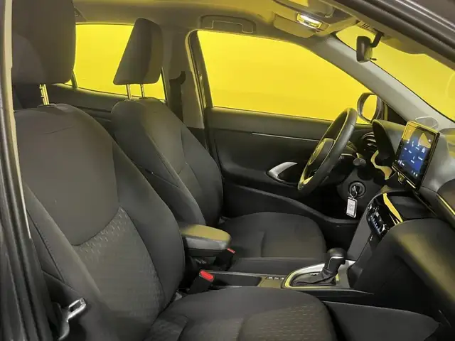Toyota Yaris Cross view 7