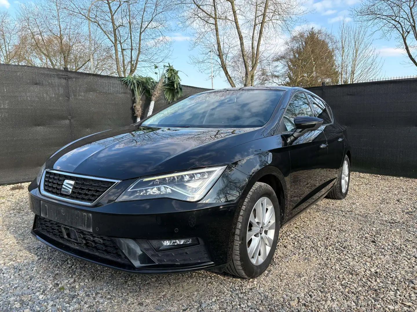 SEAT Leon 1.0 TSI  1e PROP - TVA RECUP - NAVI - Eur6d Schwarz - 2