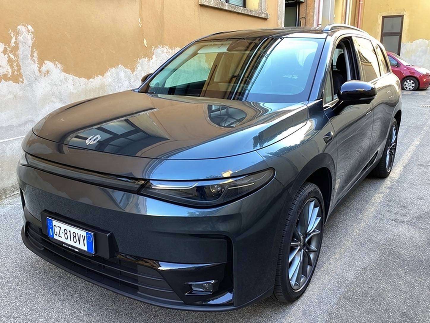 Leapmotor C10