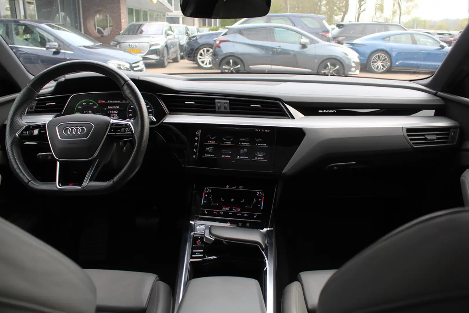 Audi e-tron 55 quattro advanced 95 kWh / Panoramadak / 360Came Szary - 2