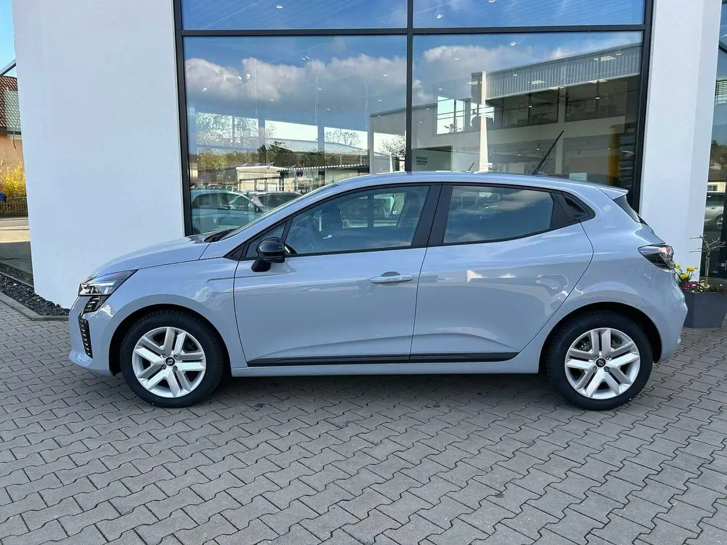 Renault Clio Evolution TCe 90 Grau - 2