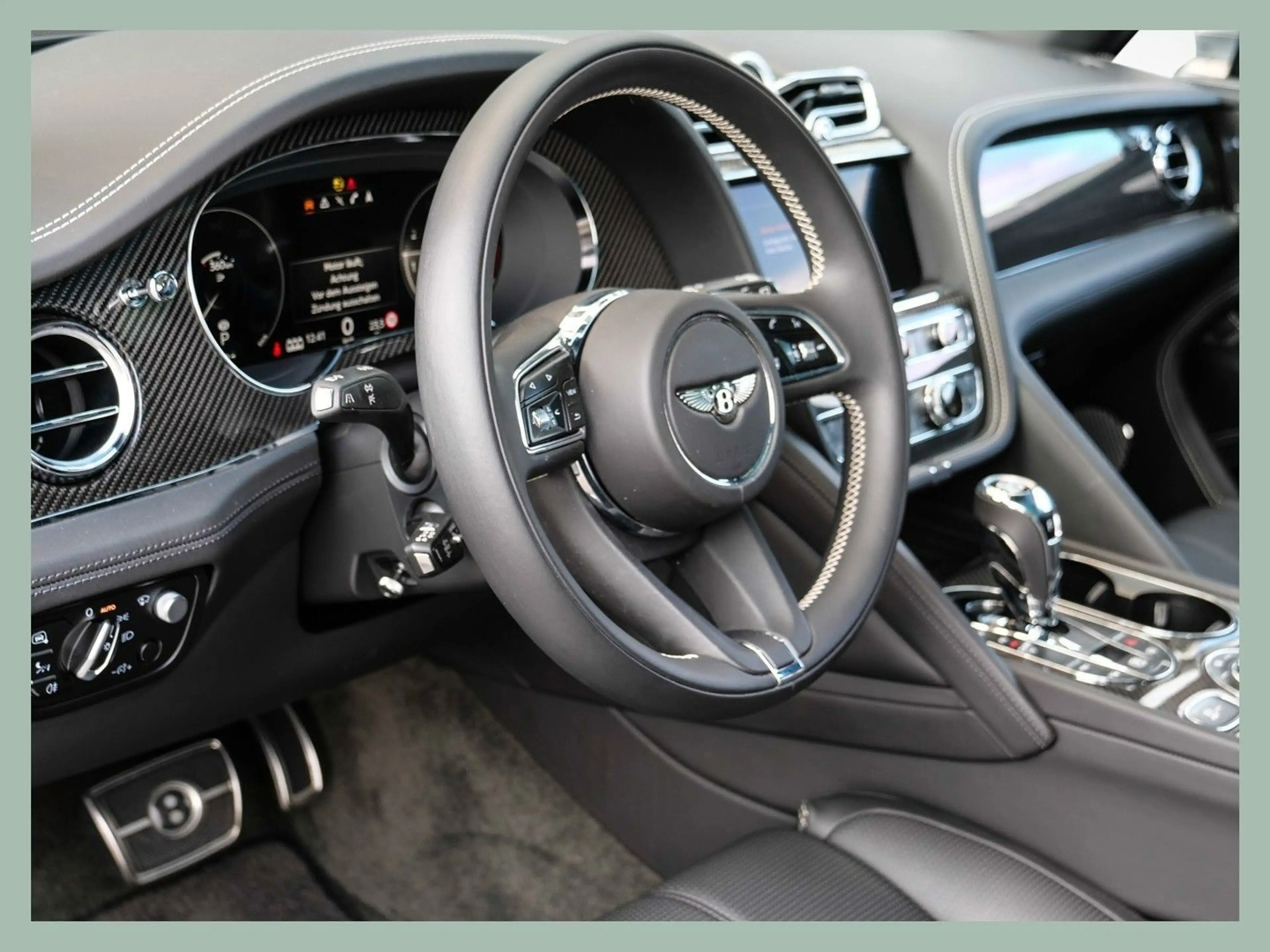 Bentley Bentayga V8 First Edition // BENTLEY DÜSSELDORF — photo 9
