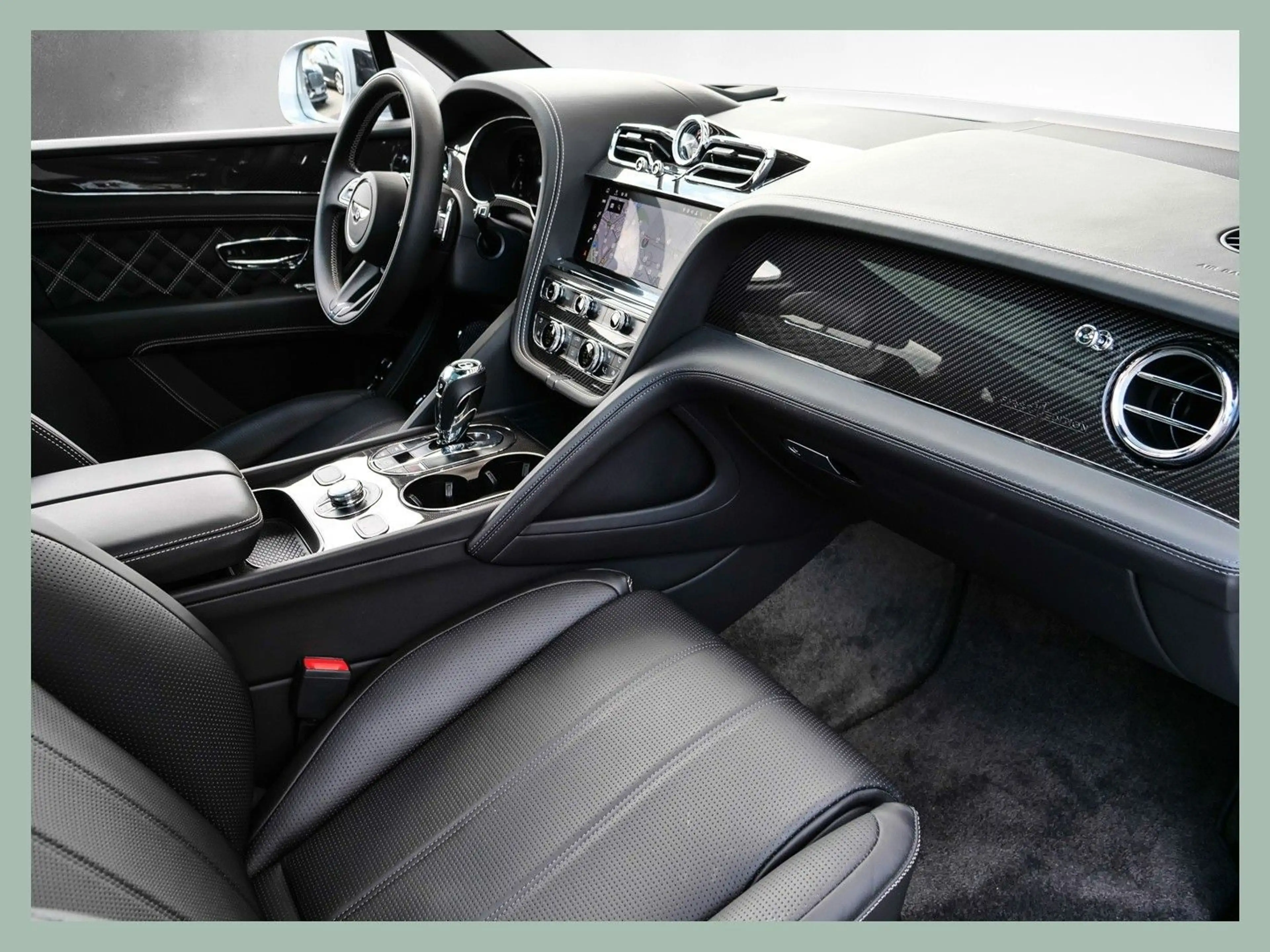Bentley Bentayga V8 First Edition // BENTLEY DÜSSELDORF — photo 12