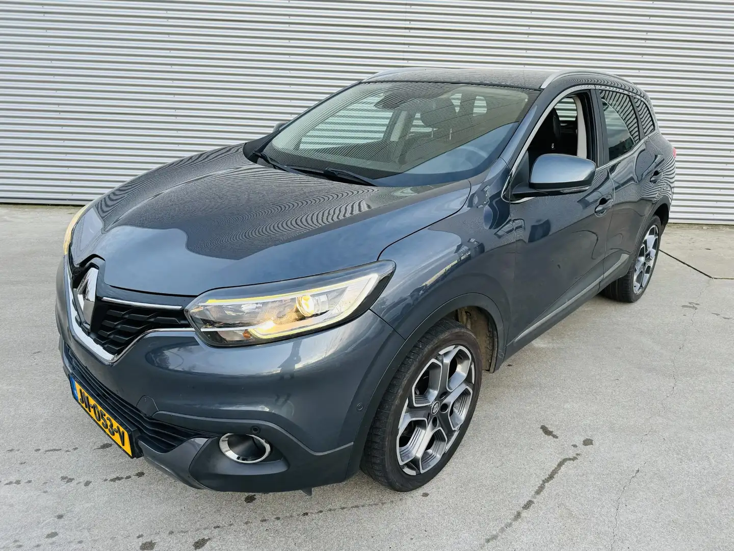 Renault Kadjar 1.2 TCe Bose Trekhaak ! | Nette wagen ! Grijs - 2