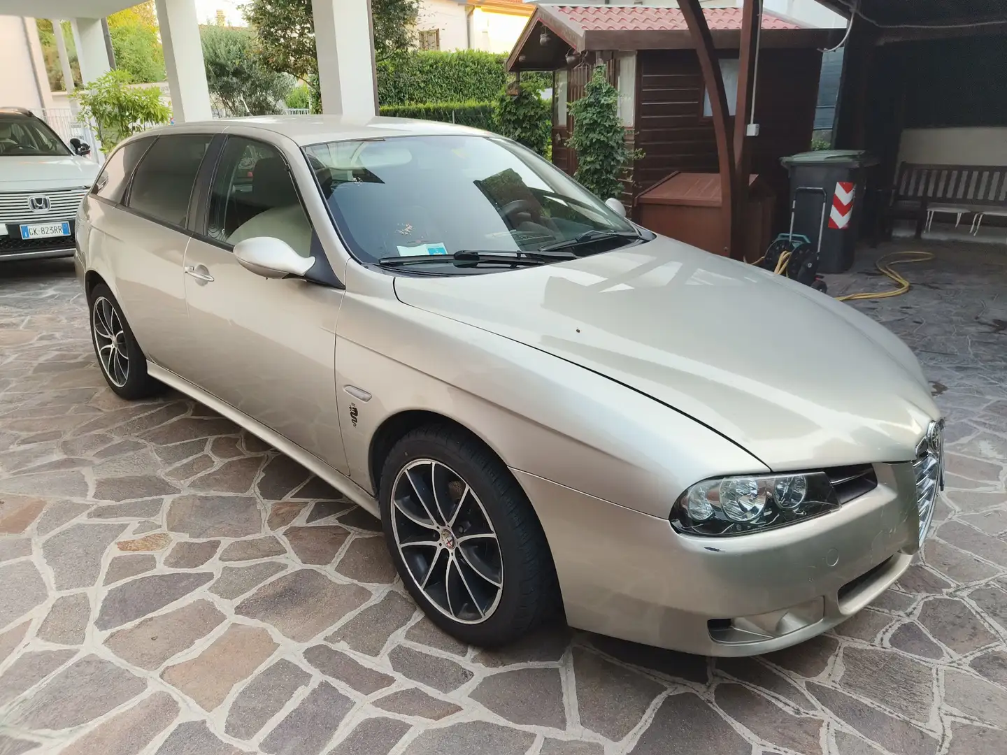 Alfa Romeo 156 Sportwagon 1.9 JTD 16V Distinctive - 1