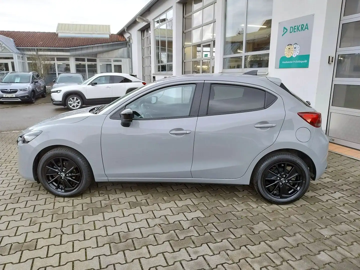 Mazda 2 e-SKYACTIV 90 Homura KAMERA/SHZ/LHZ/NAVI Grau - 2