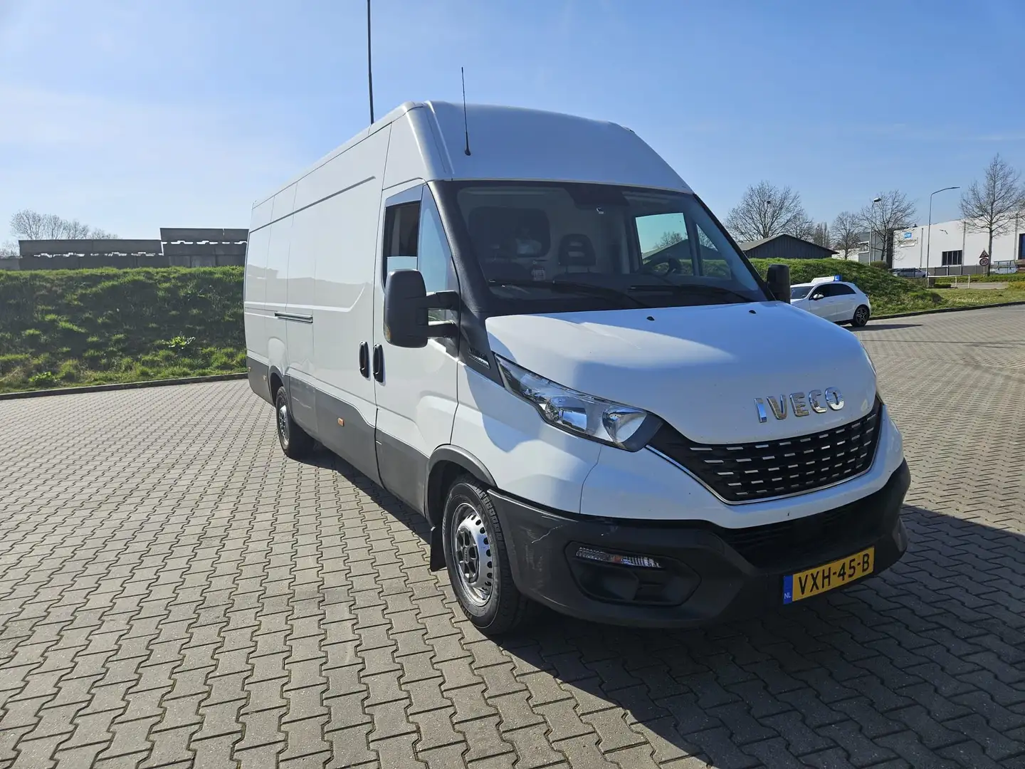 Iveco Overig 35S16V 2.3 410 H2 Blanco - 1
