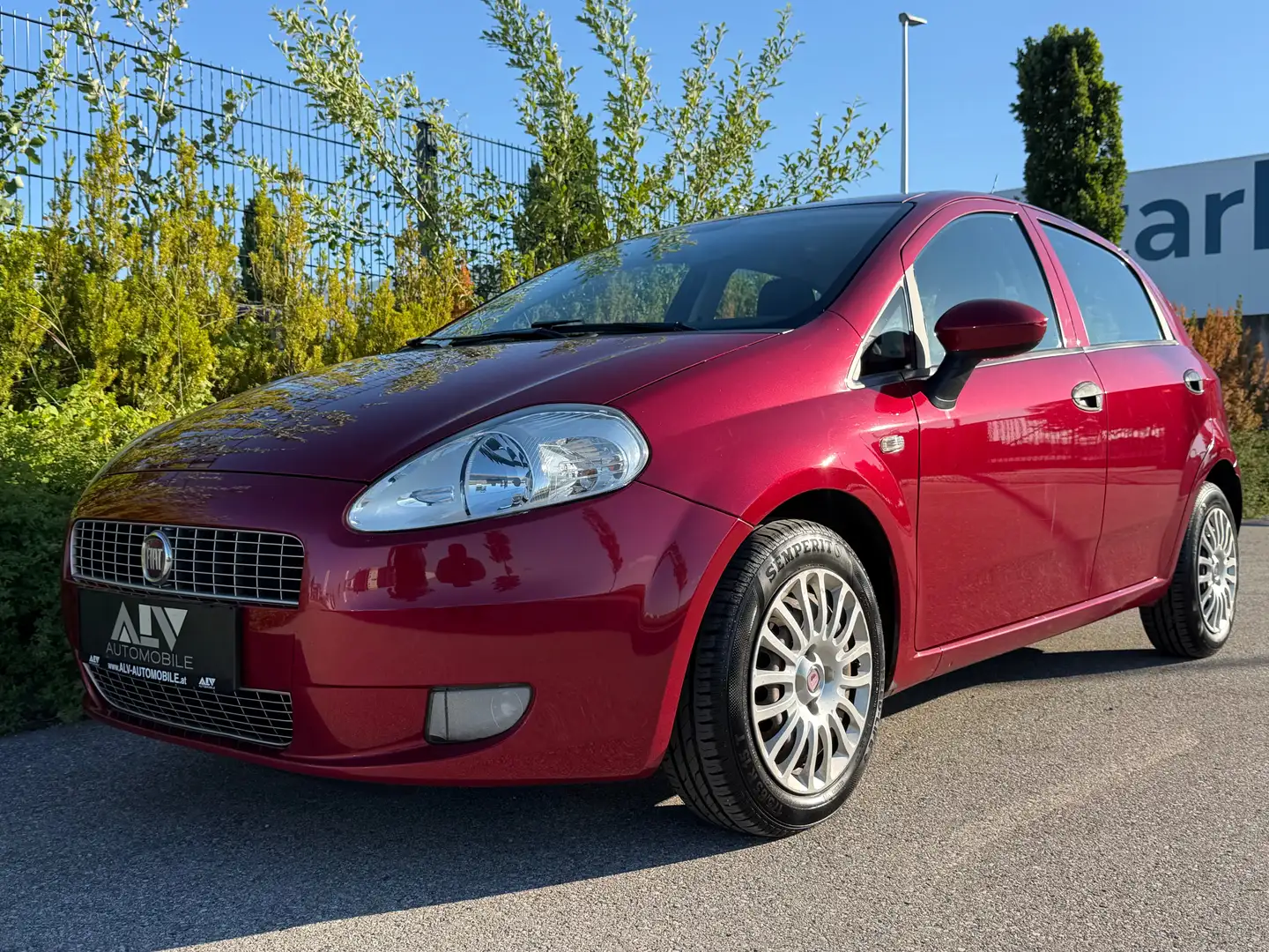 Fiat Grande Punto 1.4 8V Active 1.Besitz! Rot - 1