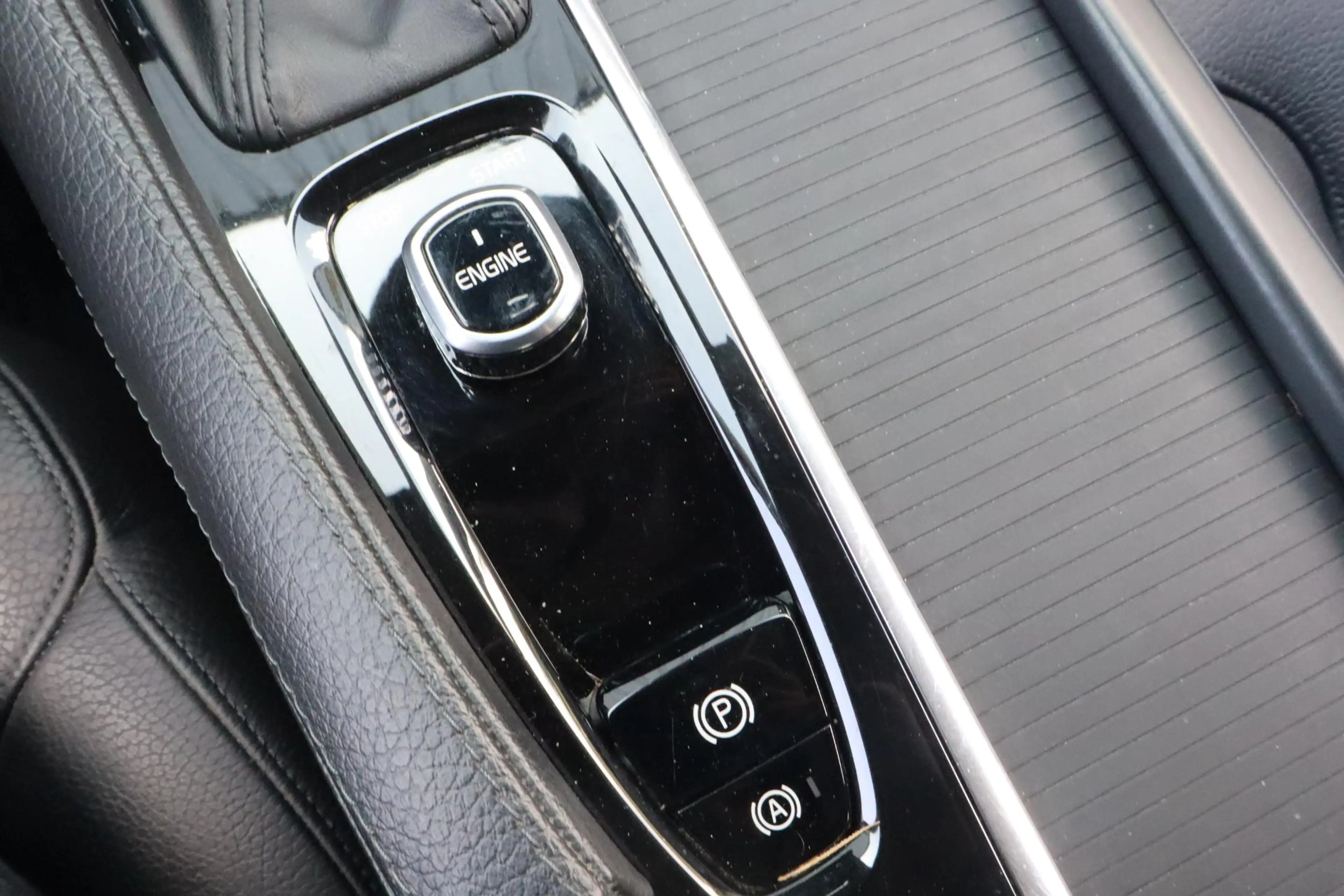 Volvo V90 2.0 D3 Momentum | Leder |  Adaptive cruis | Trekha — photo 20
