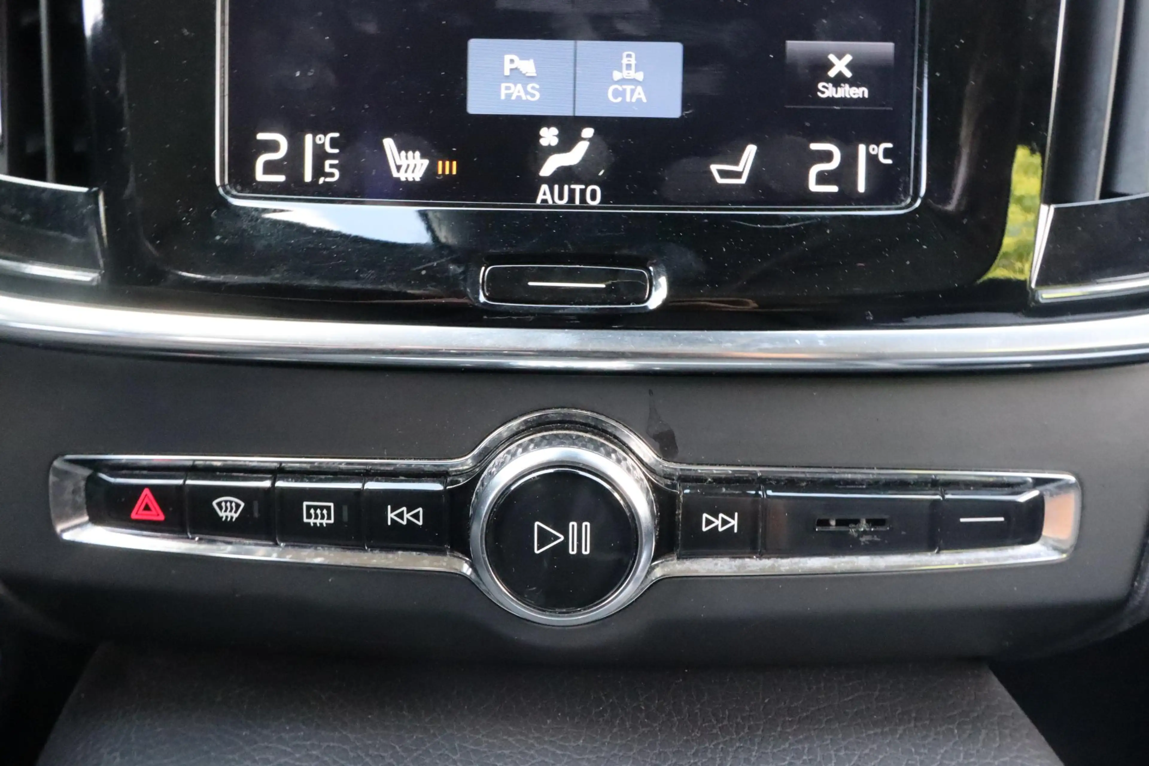 Volvo V90 2.0 D3 Momentum | Leder |  Adaptive cruis | Trekha — photo 18