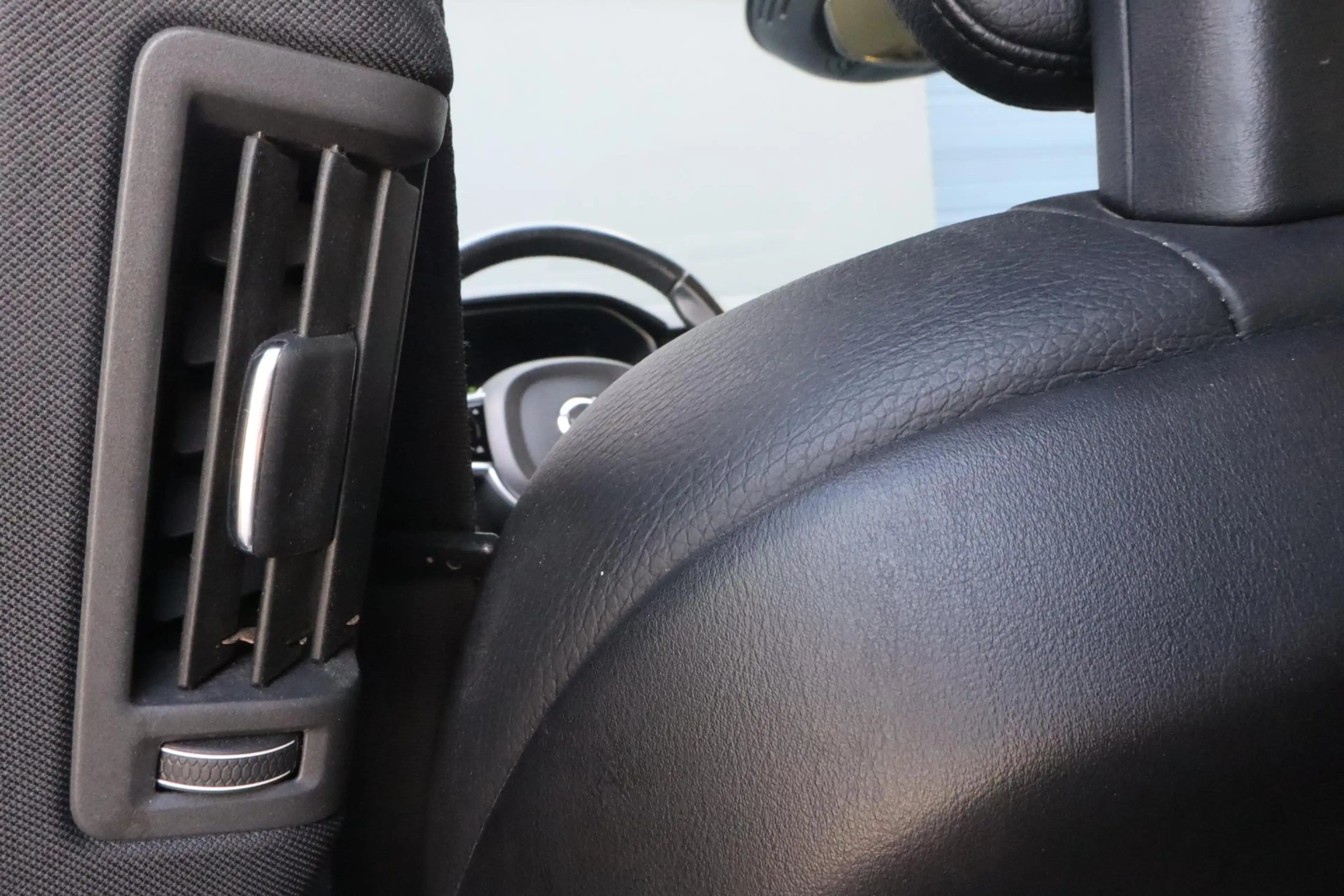 Volvo V90 2.0 D3 Momentum | Leder |  Adaptive cruis | Trekha — photo 26