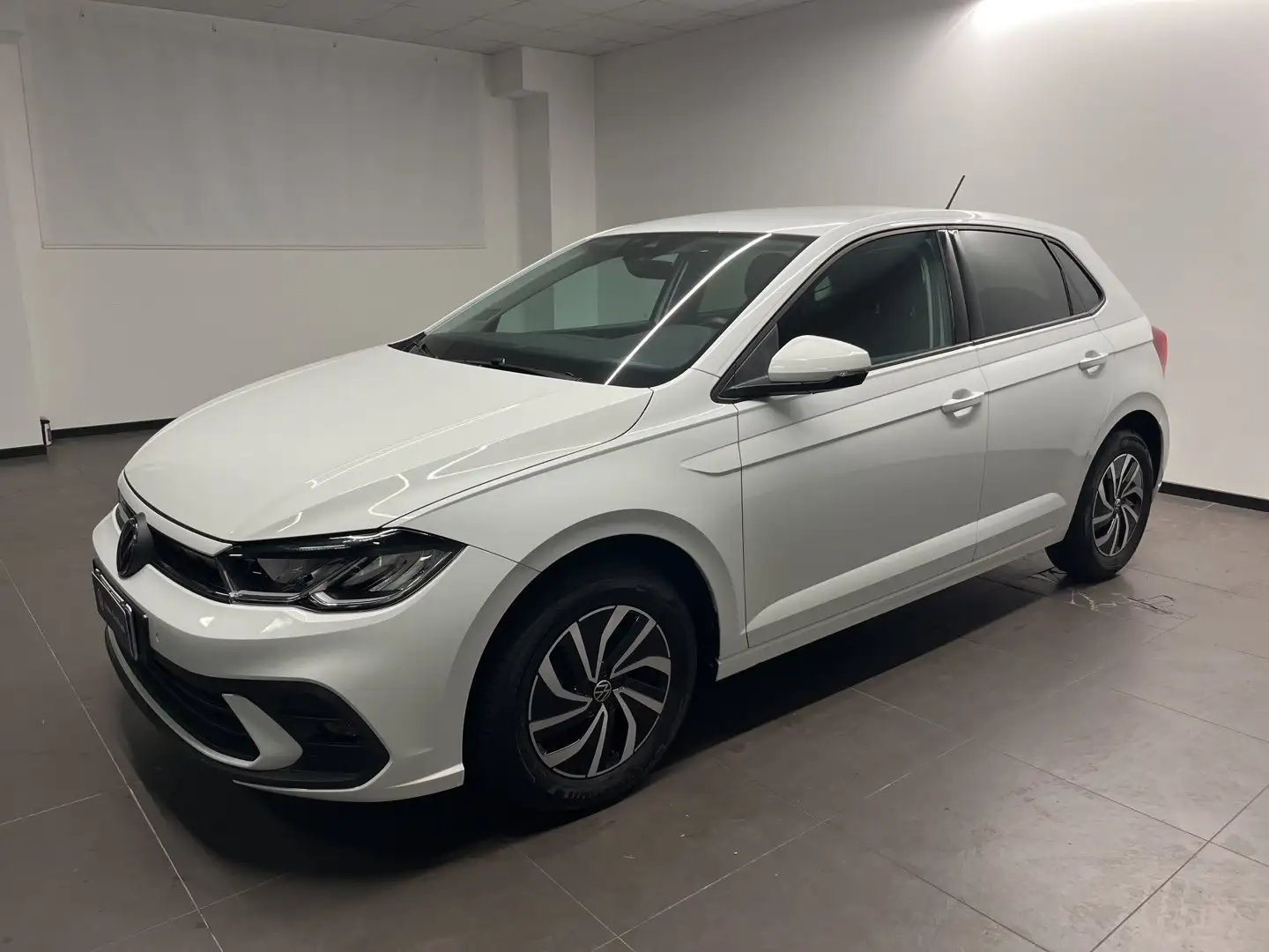 Volkswagen Polo Nuova Life 1.0 TSI 70 kW (95 CV) Manuale Bianco - 1