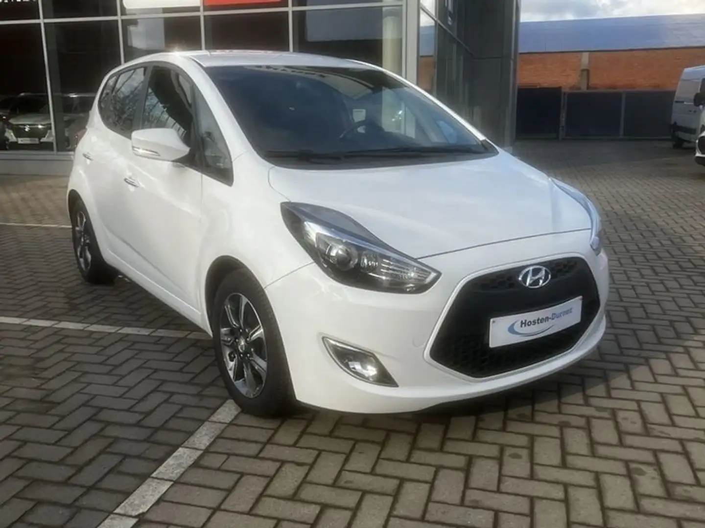 Hyundai iX20 1.4 benzine Pop ISG Bianco - 1