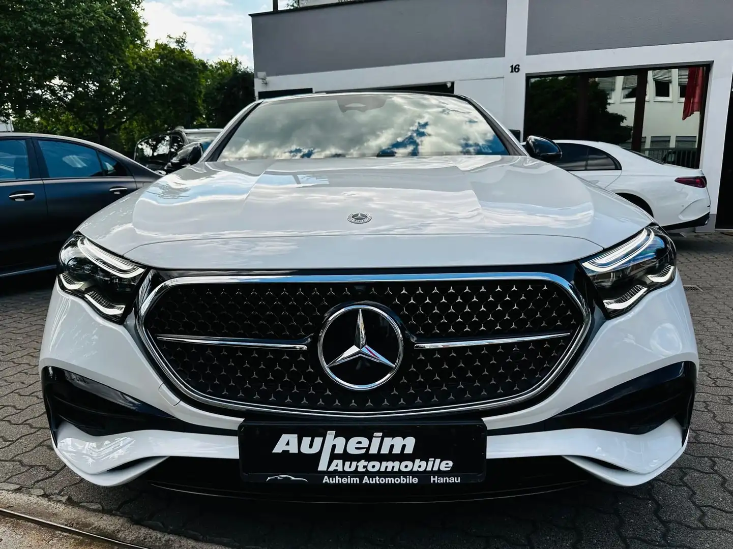 Mercedes-Benz E 200 E -Klasse Lim. E 200 AMG Line Rear Axle EU Weiß - 2