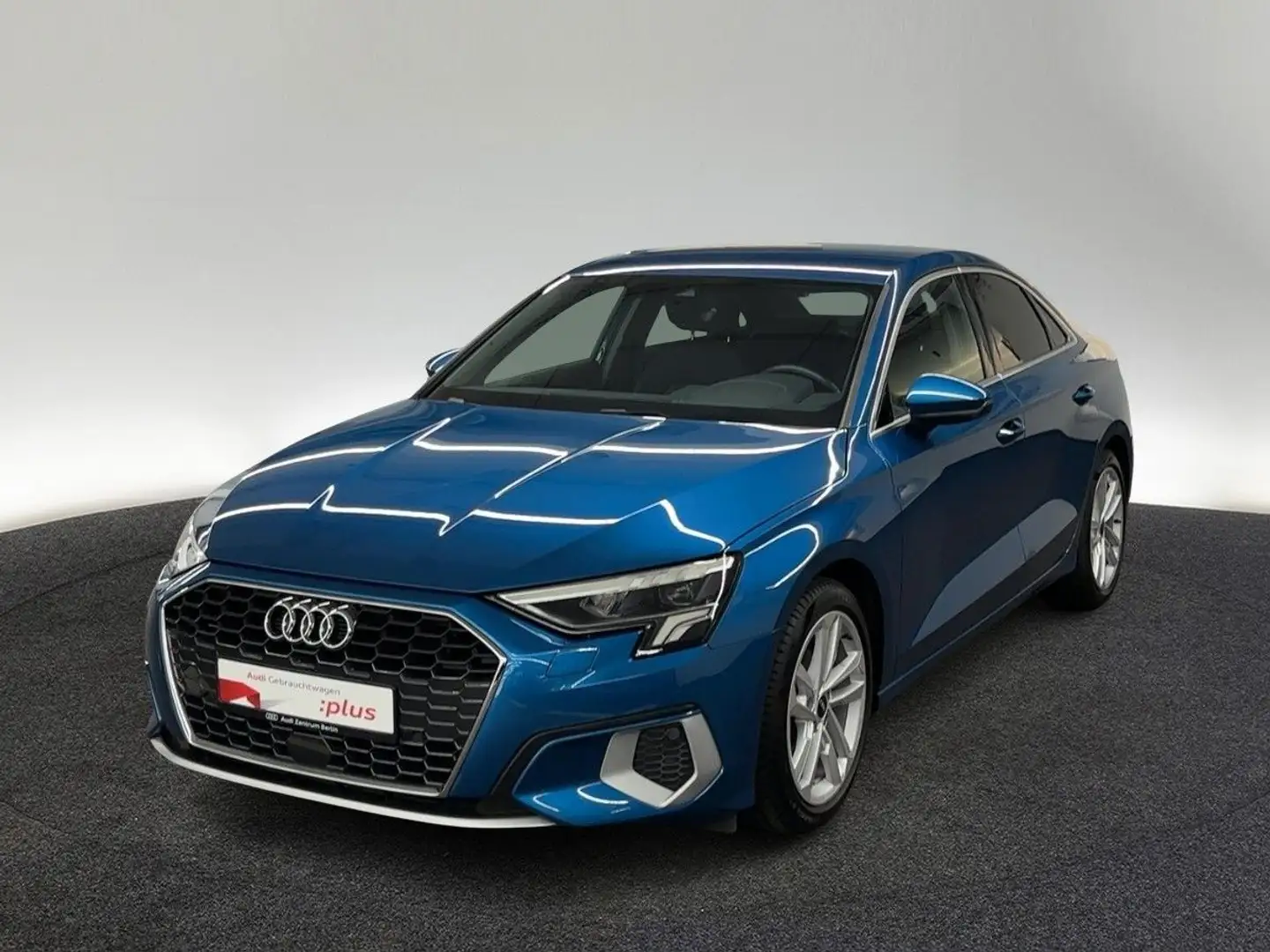 Audi A3 advanced 35 TFSI S tr. PDC LED RFK Blau - 2