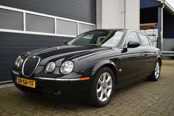2.7D V6 iDition Automaat lage km.stand lees tekst