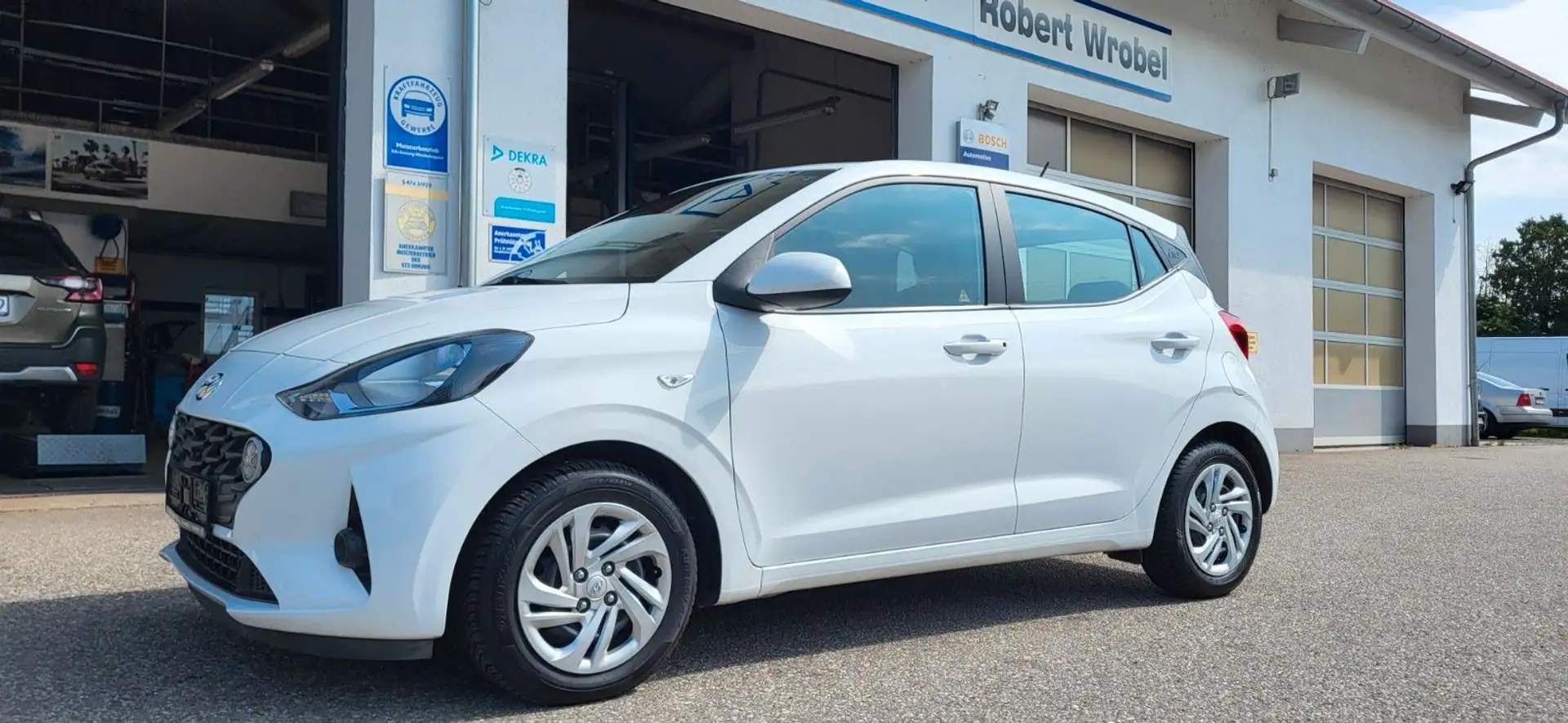 Hyundai i10 Select Blanc - 1