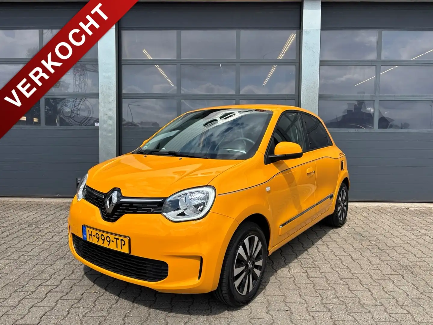 Renault Twingo 1.0 SCe 75pk Intens by Mango Jaune - 1